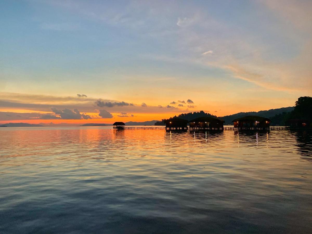 Coriana Dive Resort Waisai Eksteriør billede